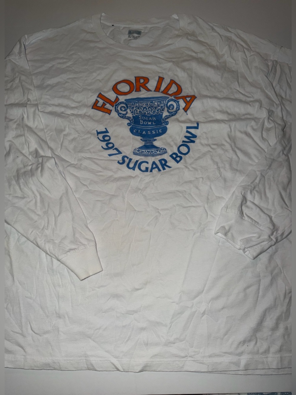 AE tailgate UF football top
